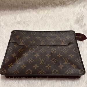 Louis Vuitton Brown Monogram Clutch